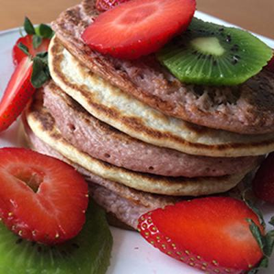 Kolorowe naleśniki owsiane