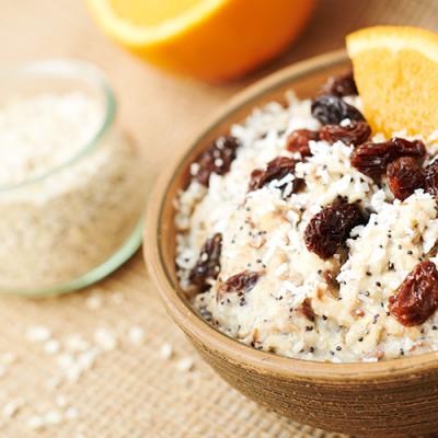 Owsianka makowa z orzechami nerkowca