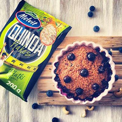 Pieczone płatki Quinoa z borówkami i kremem cytrynowym